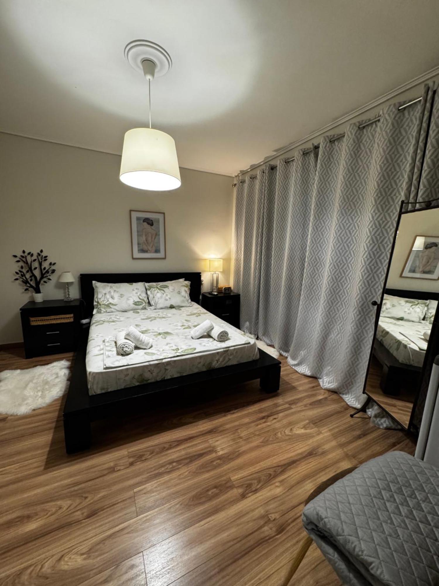 Hill View Apartment Near Acropolis Ateny Zewnętrze zdjęcie
